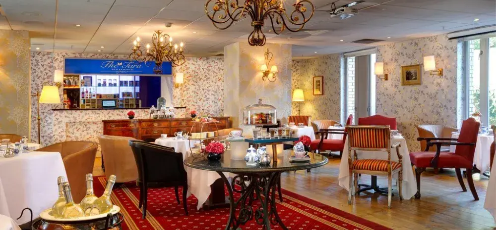 Dinner area view of Millenium Copthorne Hotel London, United Kingdom